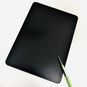 iPadAir第5世代 フロントパネル交換修理