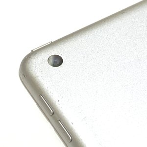 iPad8 アウトカメラ修理