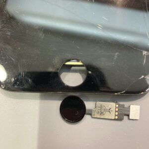 iPhoneSE2 ホームボタン修理