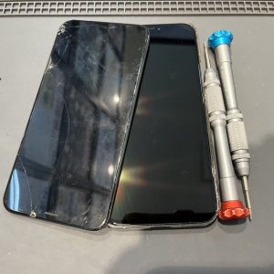 iPhoneXS 液晶交換 即日修理