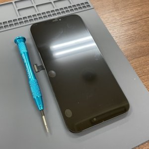 iPhone12ProMax ガラス交換