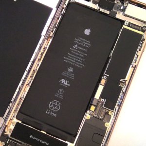 iPhone8Plus バッテリー交換
