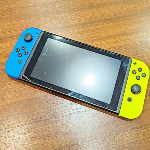 任天堂switch(スイッチ)液晶交換修理
