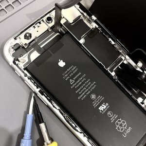 iPhoneXR バッテリー交換