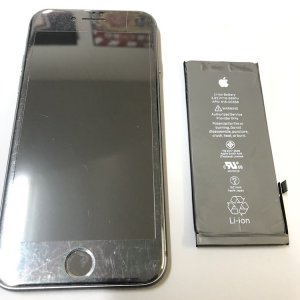 iPhone8 バッテリー交換