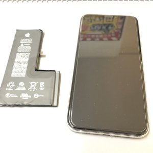 iPhoneXS バッテリー交換