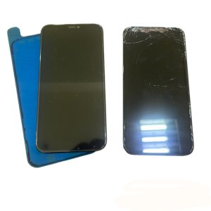 iPhone11 フロントパネル交換