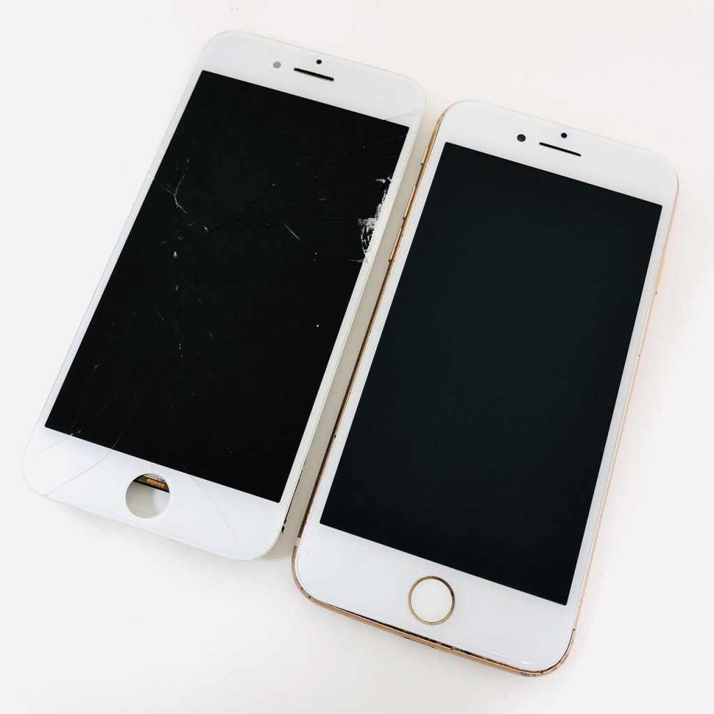 iPhone8 フロントパネル交換修理