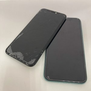iPhone11液晶交換