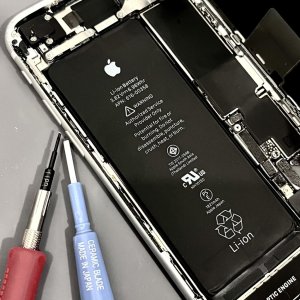 iPhone8 バッテリー交換