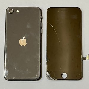 iPhoneSE2 パネル交換
