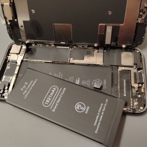 iPhone8 バッテリー交換