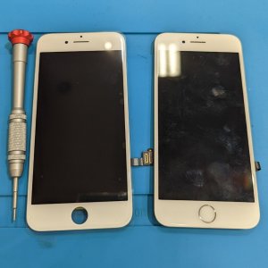 iPhone8(アイフォン8) 液晶交換