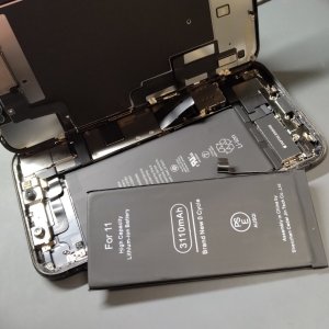 iPhone11 バッテリー交換