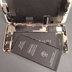 iPhone8Plus バッテリー交換