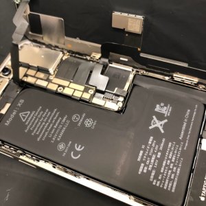 iPhoneXS バッテリー交換