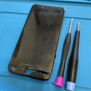 iPhoneSE2 フロントパネル交換