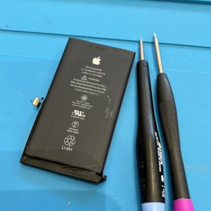 iPhone12 バッテリー交換