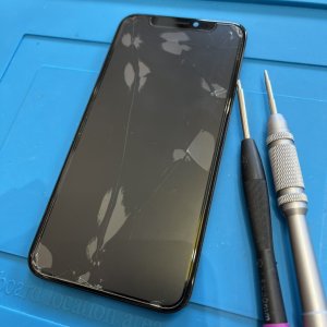 iPhone11Pro 液晶交換