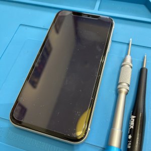 iPhone11 液晶交換
