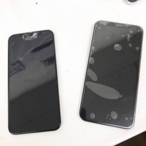 iPhoneXS 落下破損 フロントパネル交換
