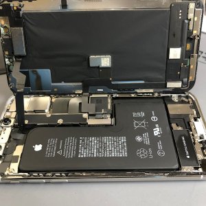 iPhoneXs 点検修理 バッテリー交換