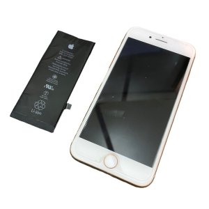 iPhone8 バッテリー交換