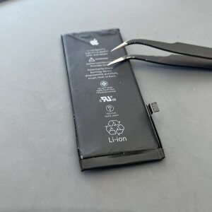 iPhone8 バッテリー交換