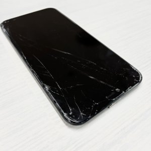 iPhoneXS　フロントパネル交換