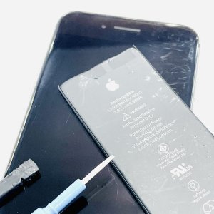 iPhone８　バッテリー交換修理