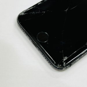 iPhone7 フロントパネル交換