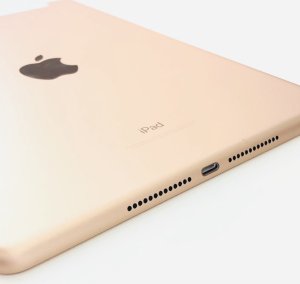 iPad8 ライトニング交換