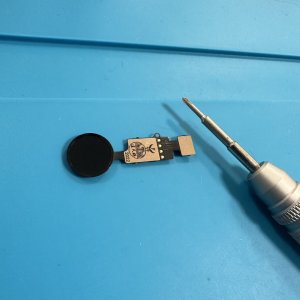 iPhoneSE2 ホームボタン交換