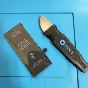 iPhone8 バッテリー交換