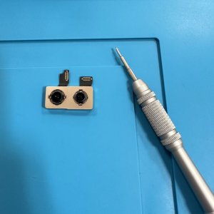 iPhoneXS アウトカメラ交換