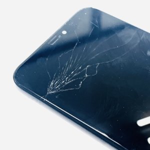 iPhone11 フロントパネル交換