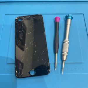 iPhoneSE3 液晶交換