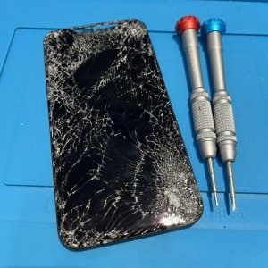 iPhone11 液晶交換