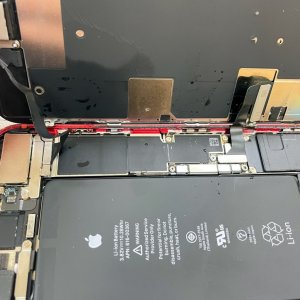 iPhoneSE2 水没修理