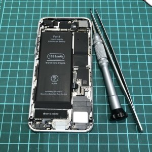 iPhone8 バッテリー交換