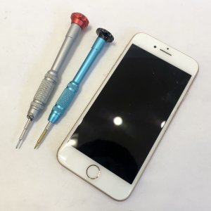 iPhone8 フロントパネル交換
