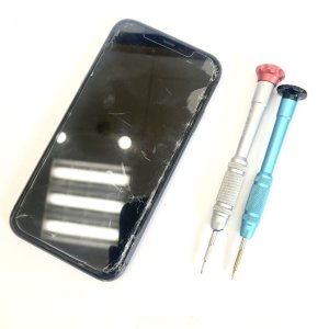iPhone11 フロントパネル交換