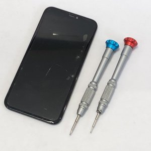iPhone11 液晶交換