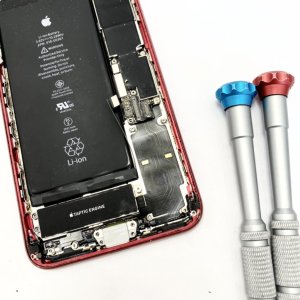 iPhone8Plus ライトニング交換