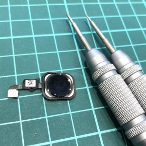 iPhone6 ホームボタン交換