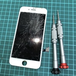 iPhone7 フロントパネル交換