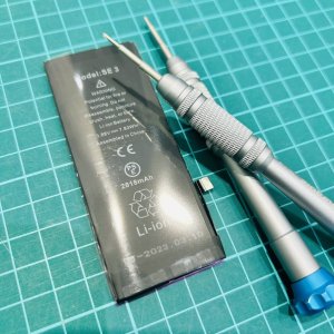 iPhoneSE3 バッテリー交換