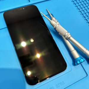 iPhone12 液晶交換