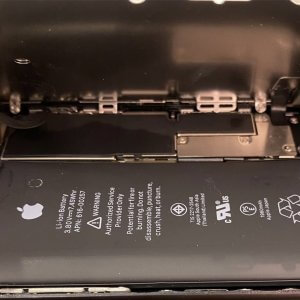 iPhoneSE2　バッテリー交換