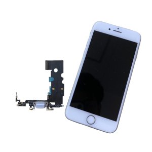 iPhone8 ライトニング交換